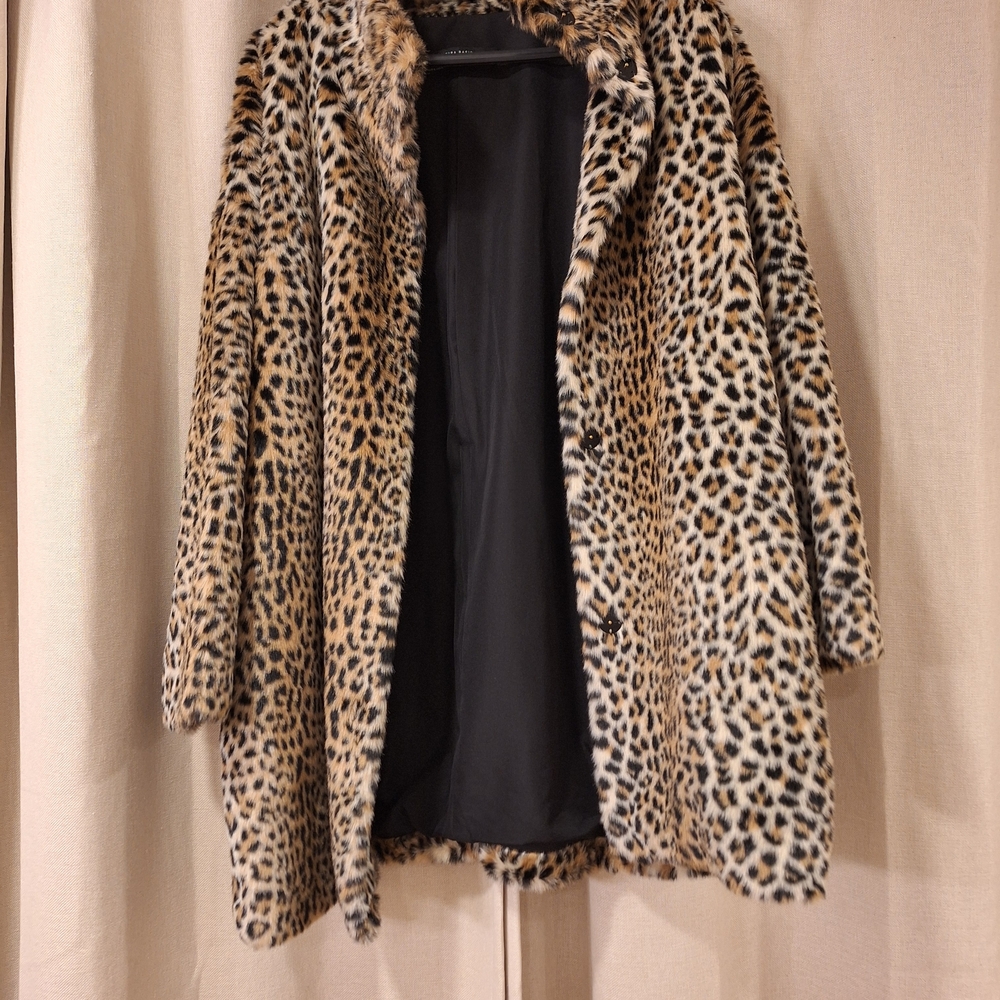 Zara Leopard Print Teddy Jacket - Picture 3 of 3